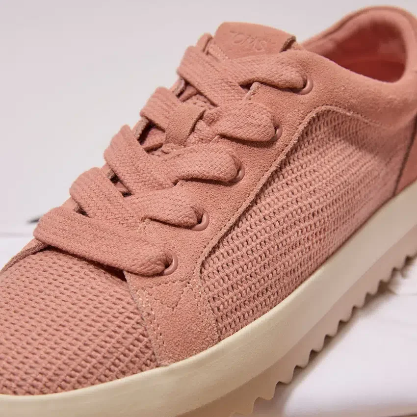Women Rea Lace-Up Platform Sneaker Women Rea Lace-Up Platform Sneaker