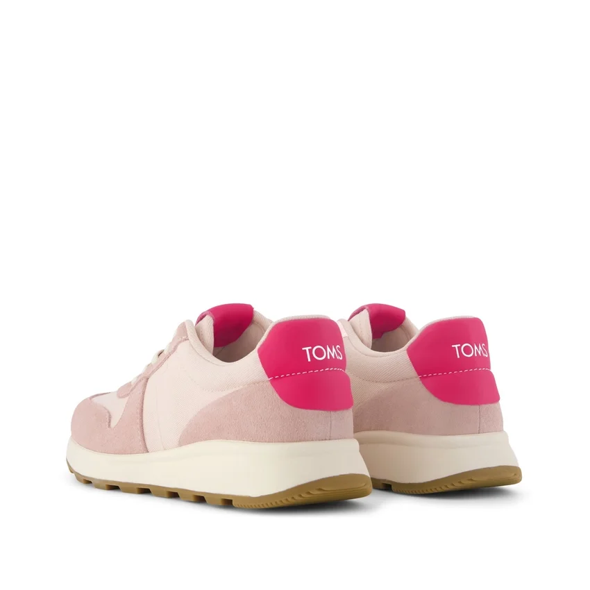 Women TRVL LITE Retro Runner Sneaker Women TRVL LITE Retro Runner Sneaker