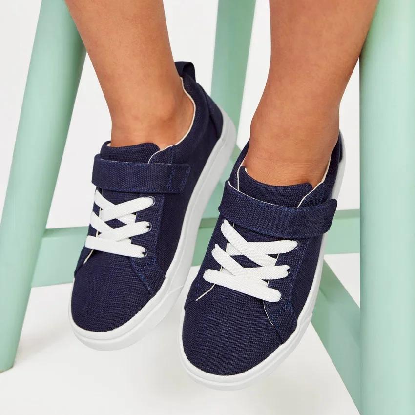 Youth Cruz Lace-Up Kids Sneaker Youth Cruz Lace-Up Kids Sneaker